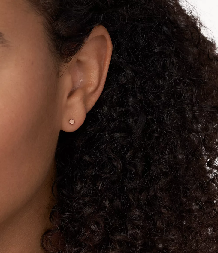 Fossil joia mulheres Sadie brinco redondo de aço inoxidável tom de ouro rosa 66RZLJ1054